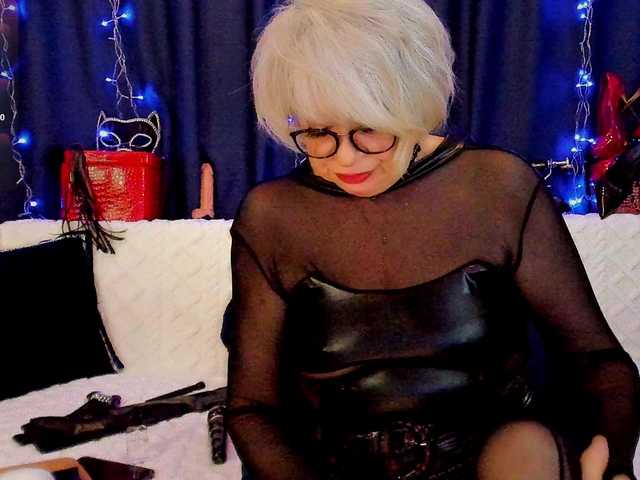 PrettySofi1 live cam on BongaCams