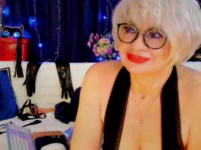 PrettySofi1 webcam