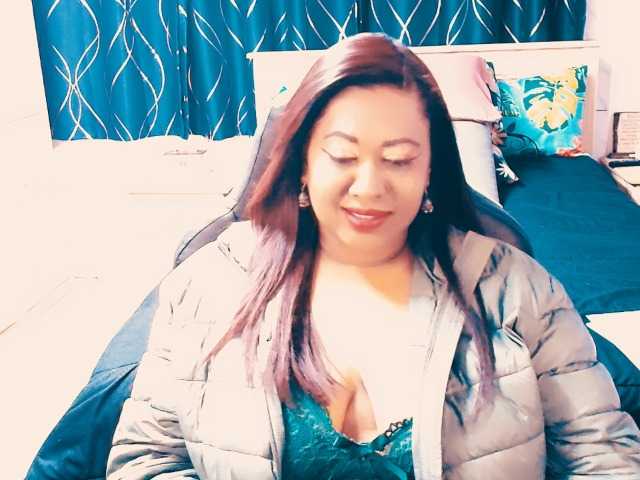 Indianlust69 live cam on BongaCams