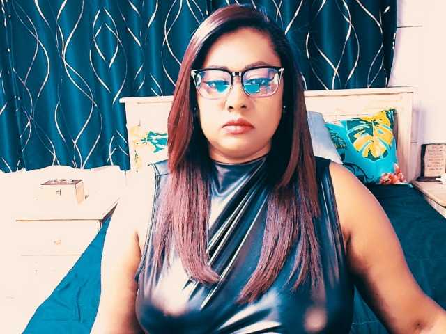Indianlust69 live cam on BongaCams