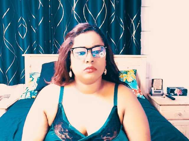Indianlust69 live cam preview