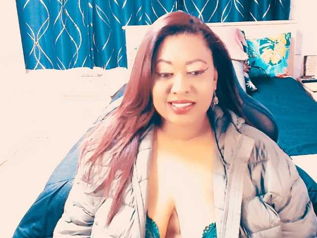 Indianlust69 live cam on BongaCams