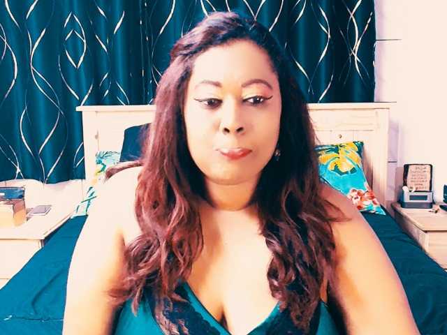 Indianlust69 live cam on BongaCams
