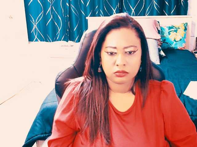 Indianlust69 live cam on BongaCams