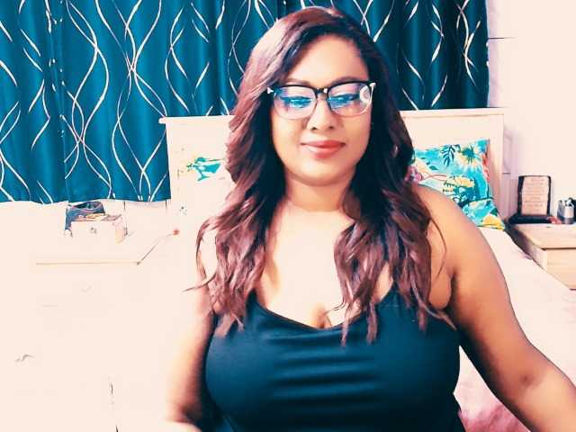 Indianlust69 live cam on BongaCams