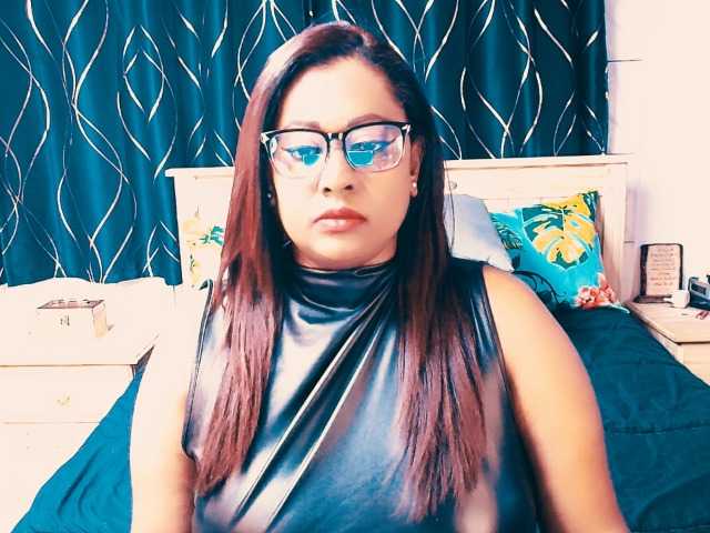 Indianlust69 live cam on BongaCams