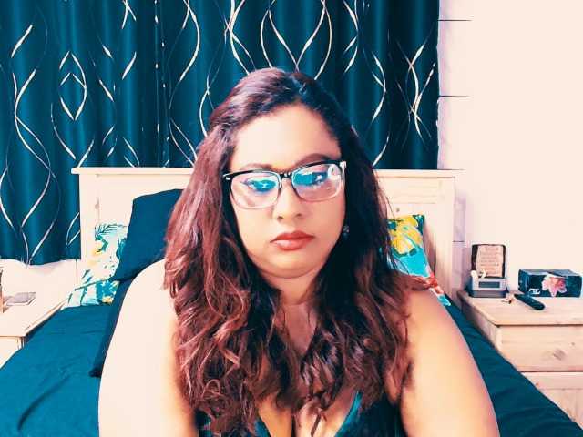 Indianlust69 live cam preview