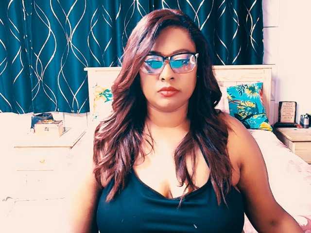 Indianlust69 live cam on BongaCams