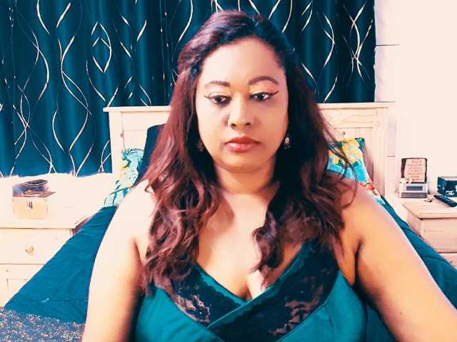 Indianlust69 live cam on BongaCams