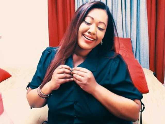 Indianlust69 live cam on BongaCams