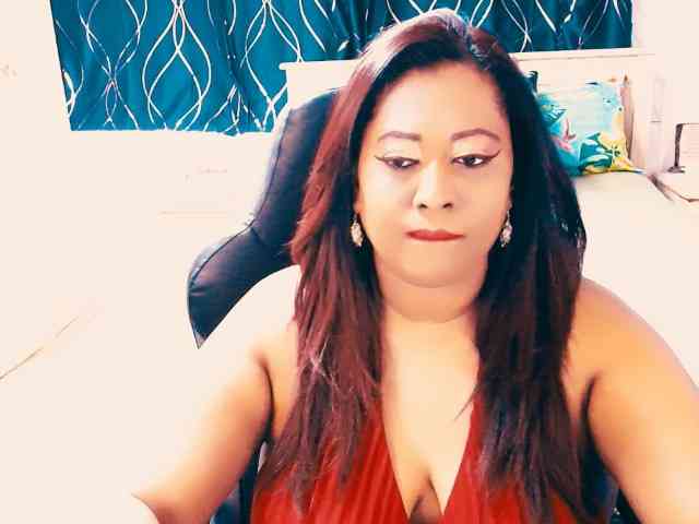 Indianlust69 webcam