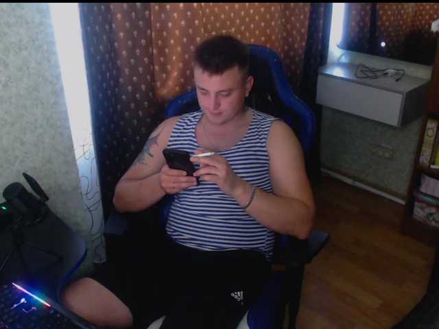 SexGuru999 live webcam show
