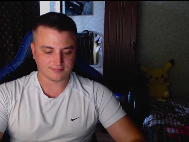SexGuru999 live webcam show
