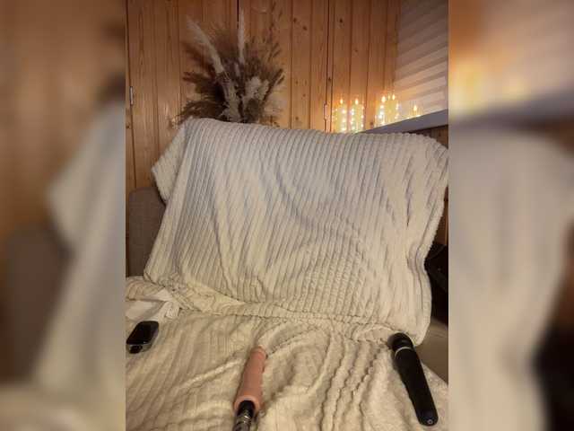 -Bombshell- live cam on BongaCams