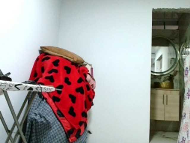 aisha5 live cam on BongaCams