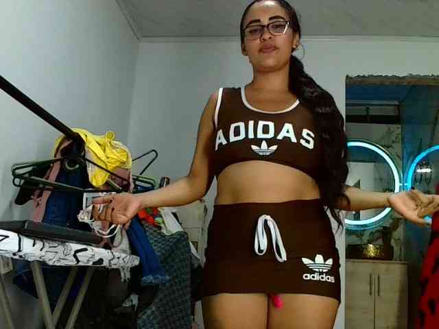 aisha5 webcam