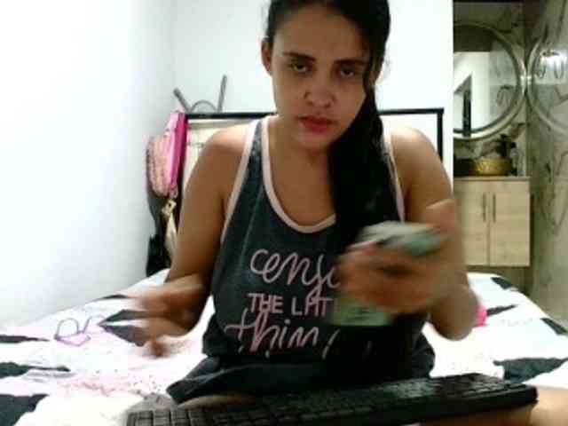 aisha5 webcam
