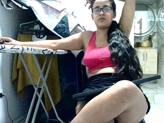 aisha5 webcam