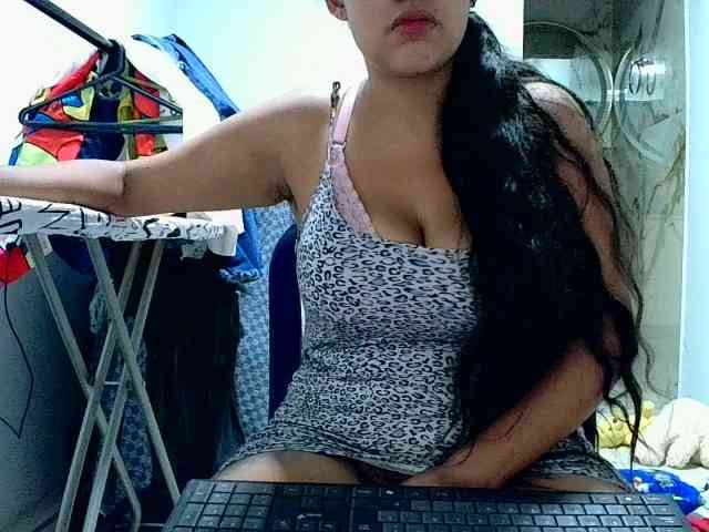 aisha5 webcam