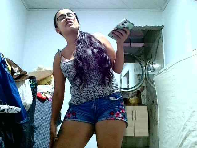 aisha5 webcam