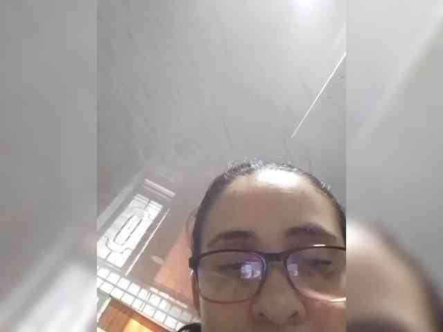 aisha5 webcam
