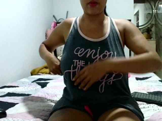 aisha5 webcam