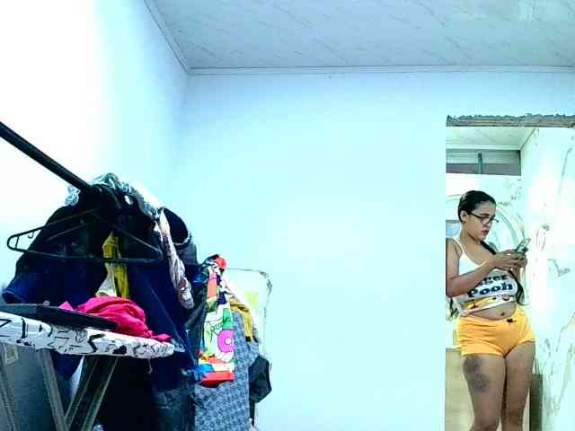 aisha5 webcam