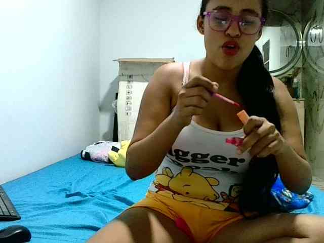 aisha5 Live Webcam on BongaCams