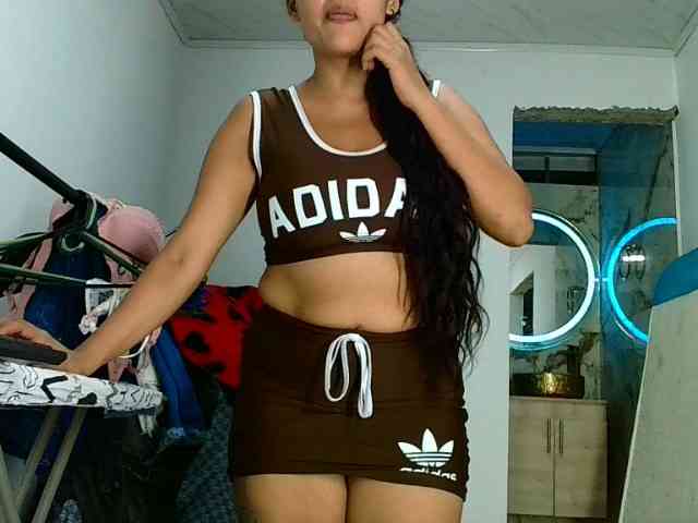 aisha5 webcam