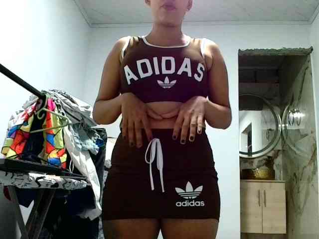 aisha5 webcam