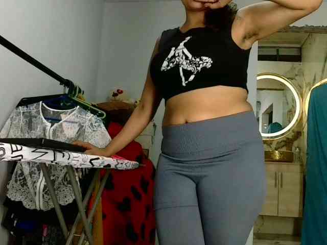 aisha5 webcam