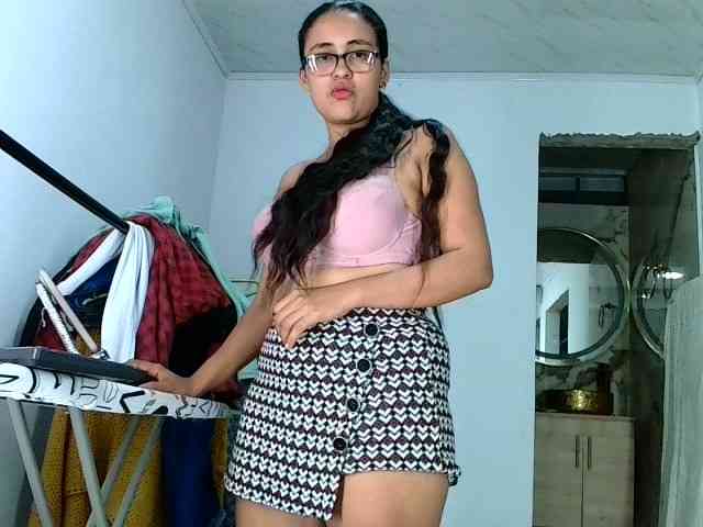 aisha5 webcam
