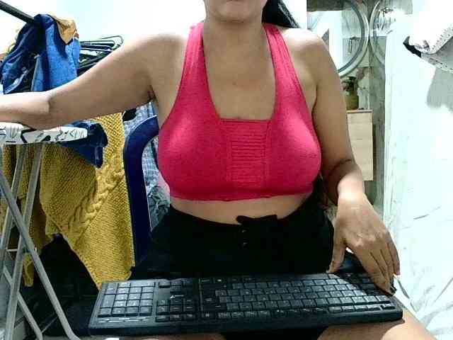 aisha5 webcam