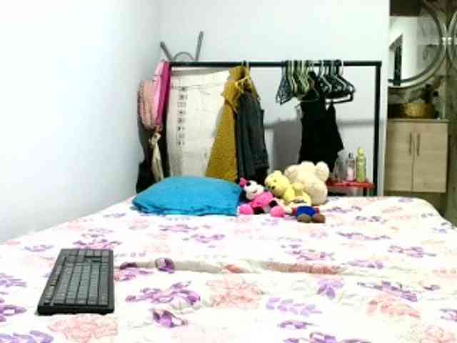aisha5 webcam