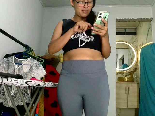 aisha5 webcam