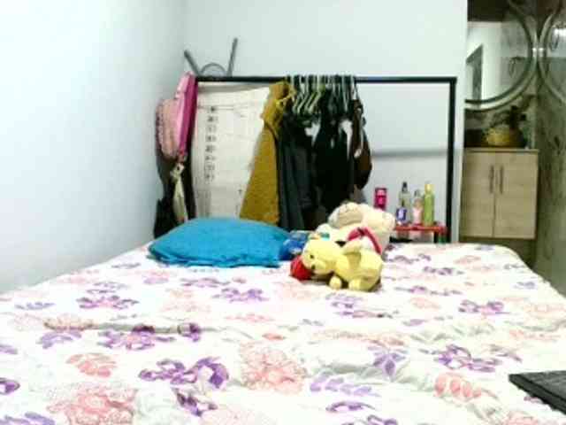aisha5 webcam