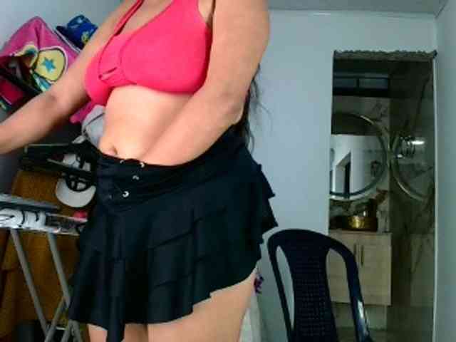 aisha5 webcam
