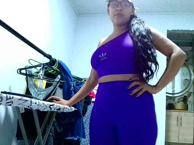 aisha5 webcam