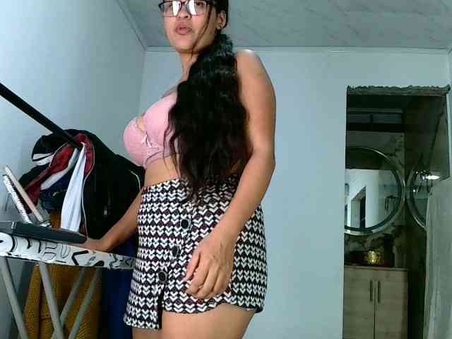 aisha5 webcam