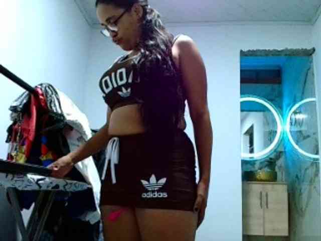aisha5 webcam
