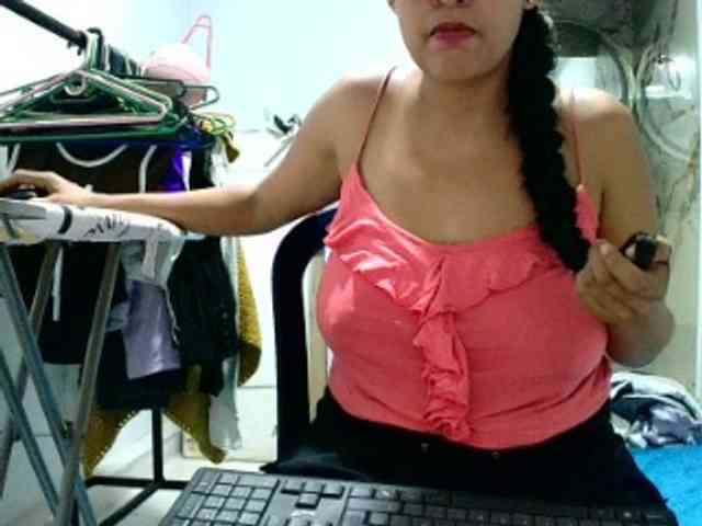 aisha5 webcam