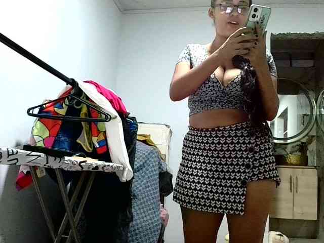 aisha5 webcam