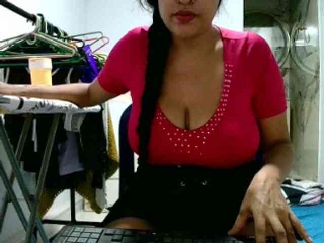 aisha5 webcam