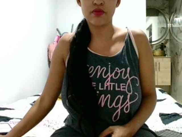 aisha5 webcam