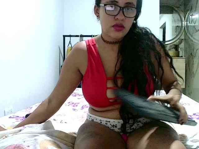 aisha5 webcam