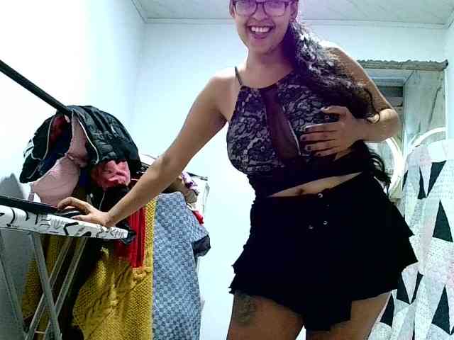aisha5 webcam