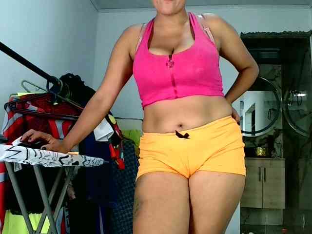 aisha5 webcam