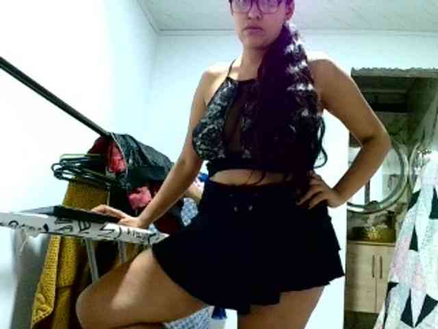 aisha5 webcam