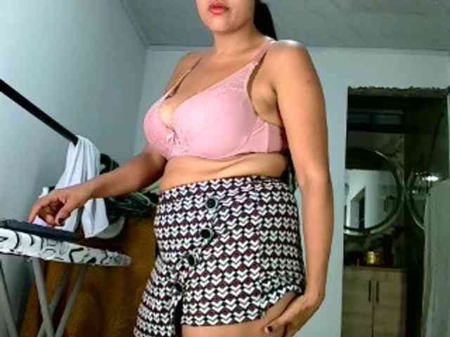 aisha5 webcam