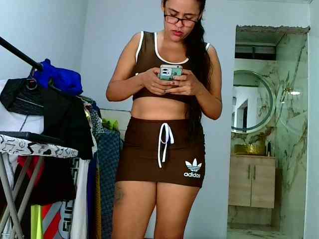aisha5 webcam
